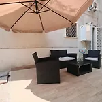 Apartamento Cozy Flat Private Patio 2 Min Walk To Metro Roma