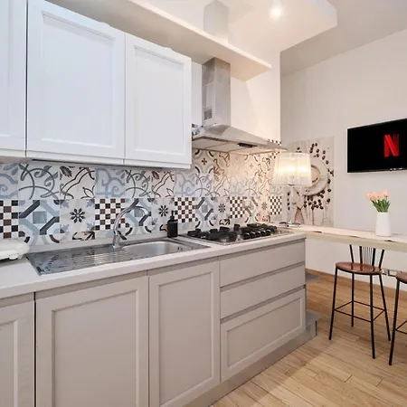 Apartamento Cozy Flat Private Patio 2 Min Walk To Metro Roma